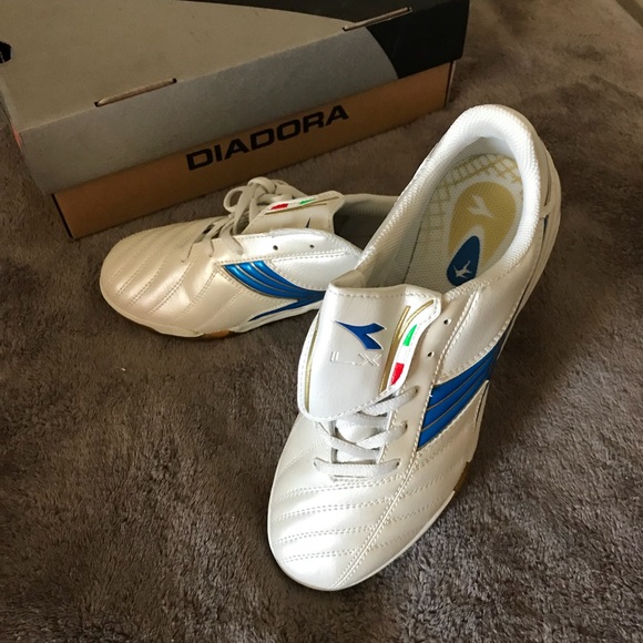 Diadora Other - Diadora LX ID Jr indoor soccer cleats